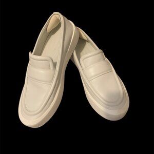 VINCE Womens Ghita Off White Faux Leather Platform Penny Loafers SZ 6